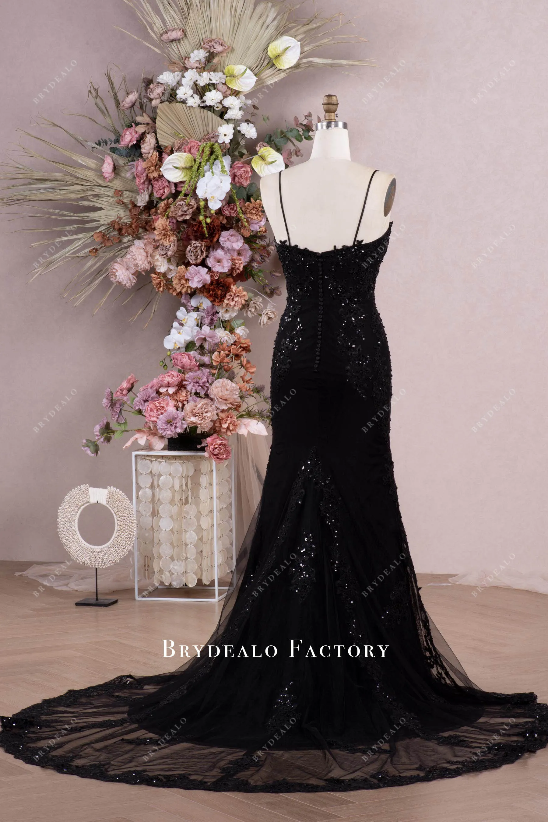 Black Lace Spaghetti Straps Mermaid Wedding Dress