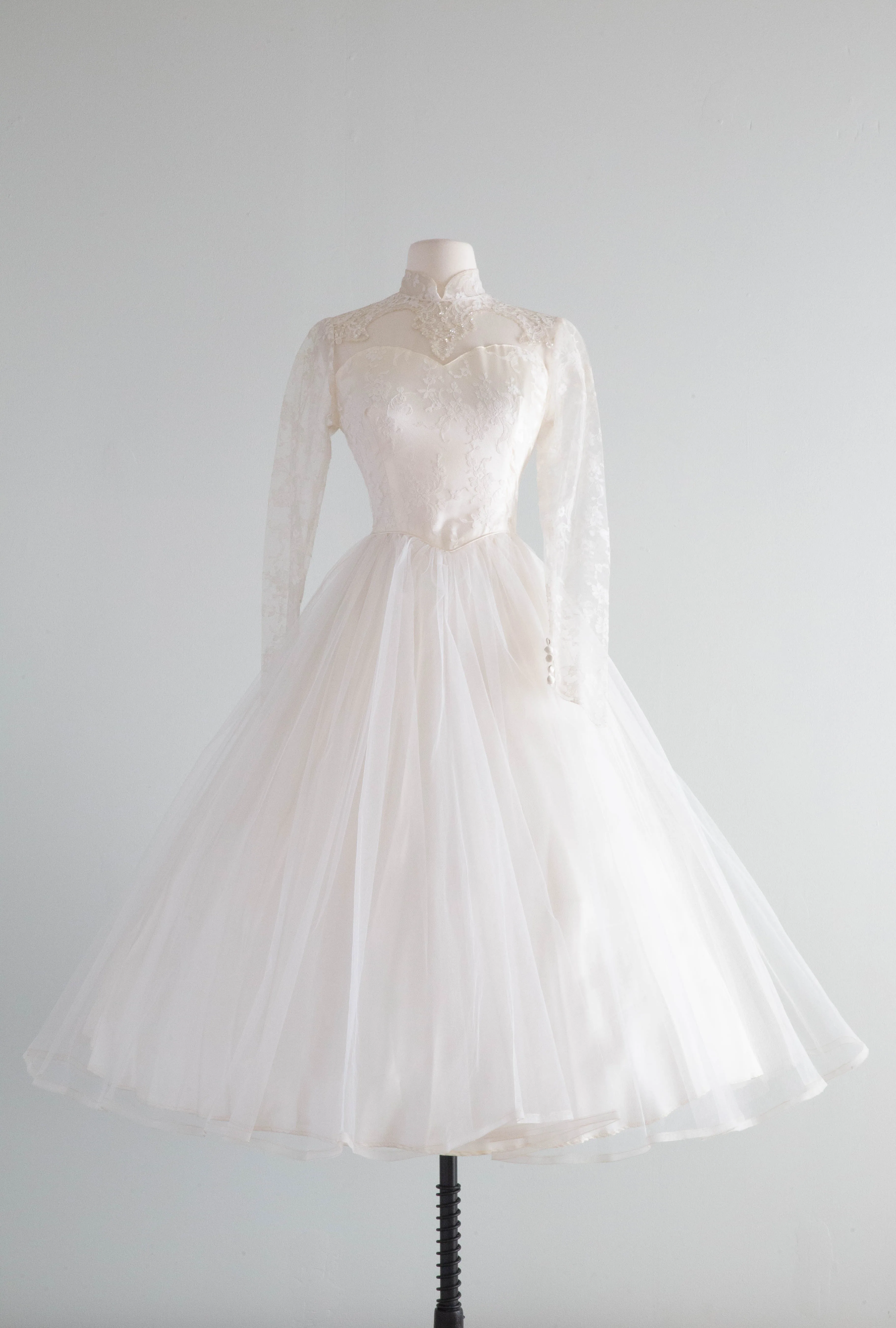 Classic 1950's Tea Length Lace Wedding Dress / Small